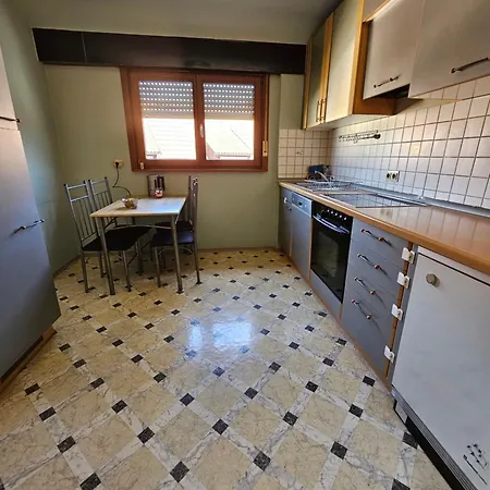 Mobilierte Monteuerswohnungen Mit 6 Betten Stuttgart, Boeblingen, Reutlingen, Waldenbuch - Gaiern1 Apartmán Waldenbuch