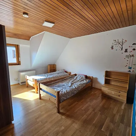 Mobilierte Mit 6 Betten Stuttgart, Boeblingen, Reutlingen, Waldenbuch