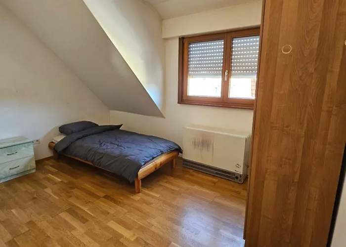 Daire Mobilierte Mit 6 Betten Stuttgart, Boeblingen, Reutlingen,